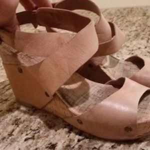 ☘️Lucky brand beige leather wrap sandals☘️